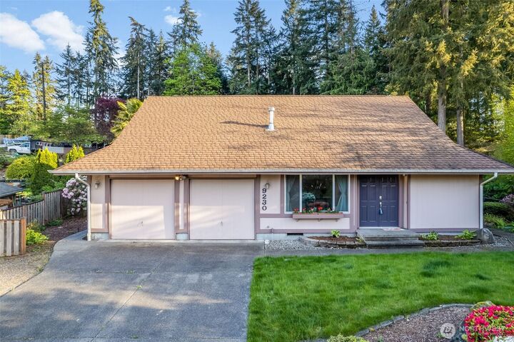 Property Photo:  9230  119th Street E  WA 98373 