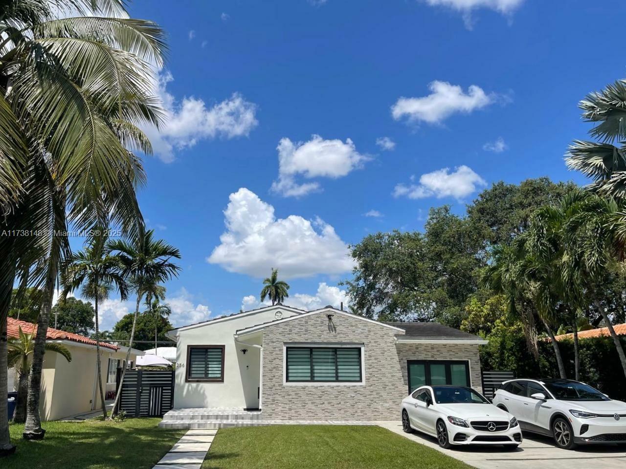 256 Palmetto Dr  Miami Springs FL 33166 photo