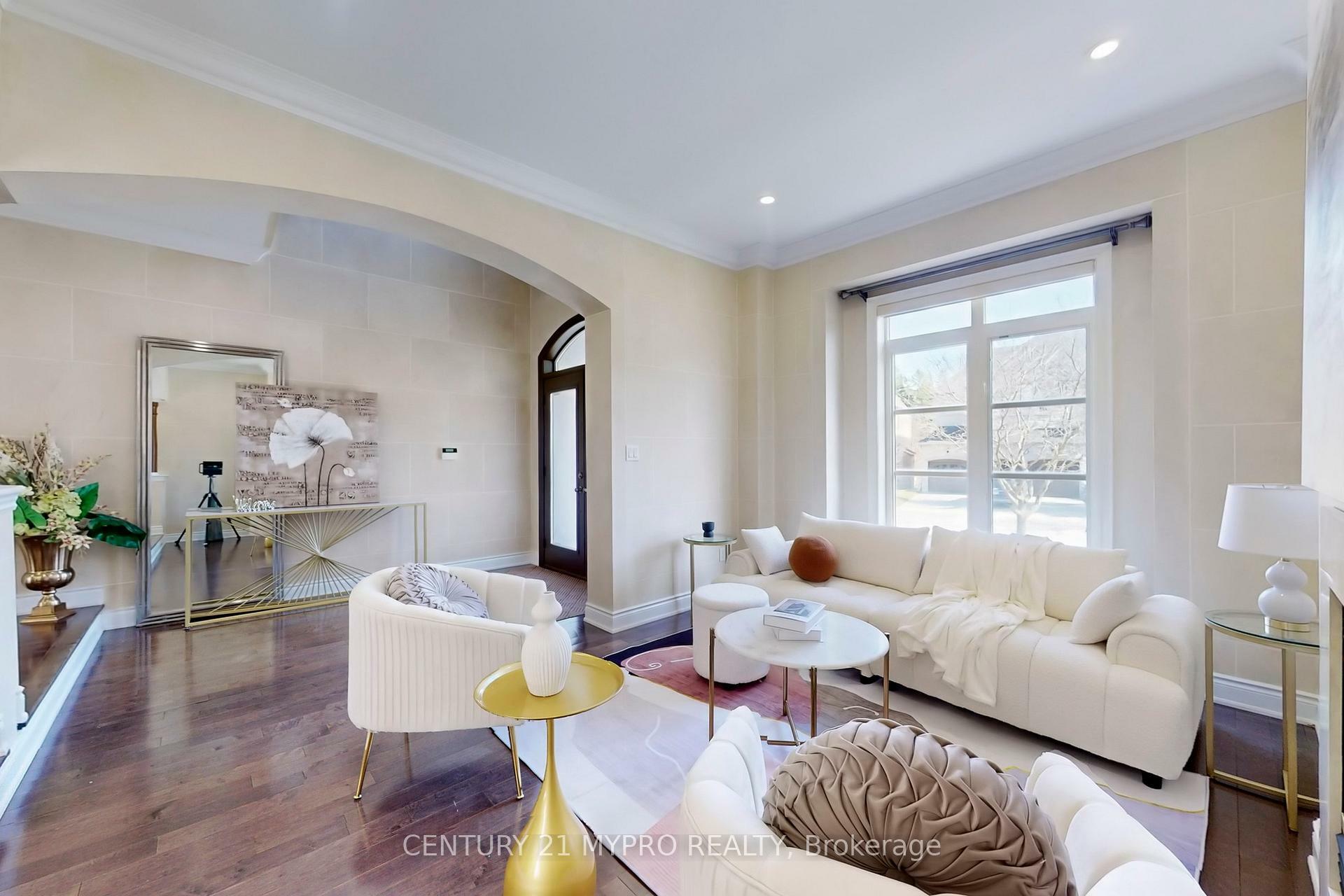 420 Paradelle Dr  Richmond Hill ON L4E 4R9 photo
