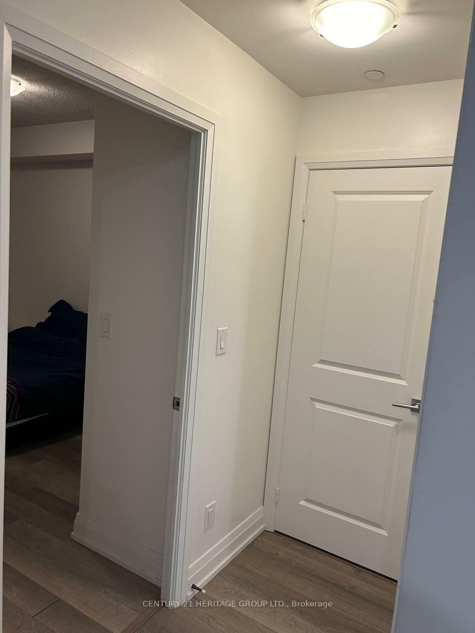 7165 Yonge Street 1711  Markham ON L3T 0C9 photo
