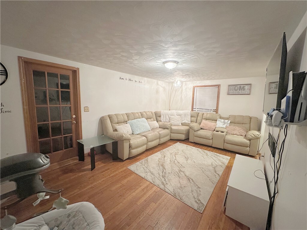 Property Photo:  515 Beaver St  PA 15025 