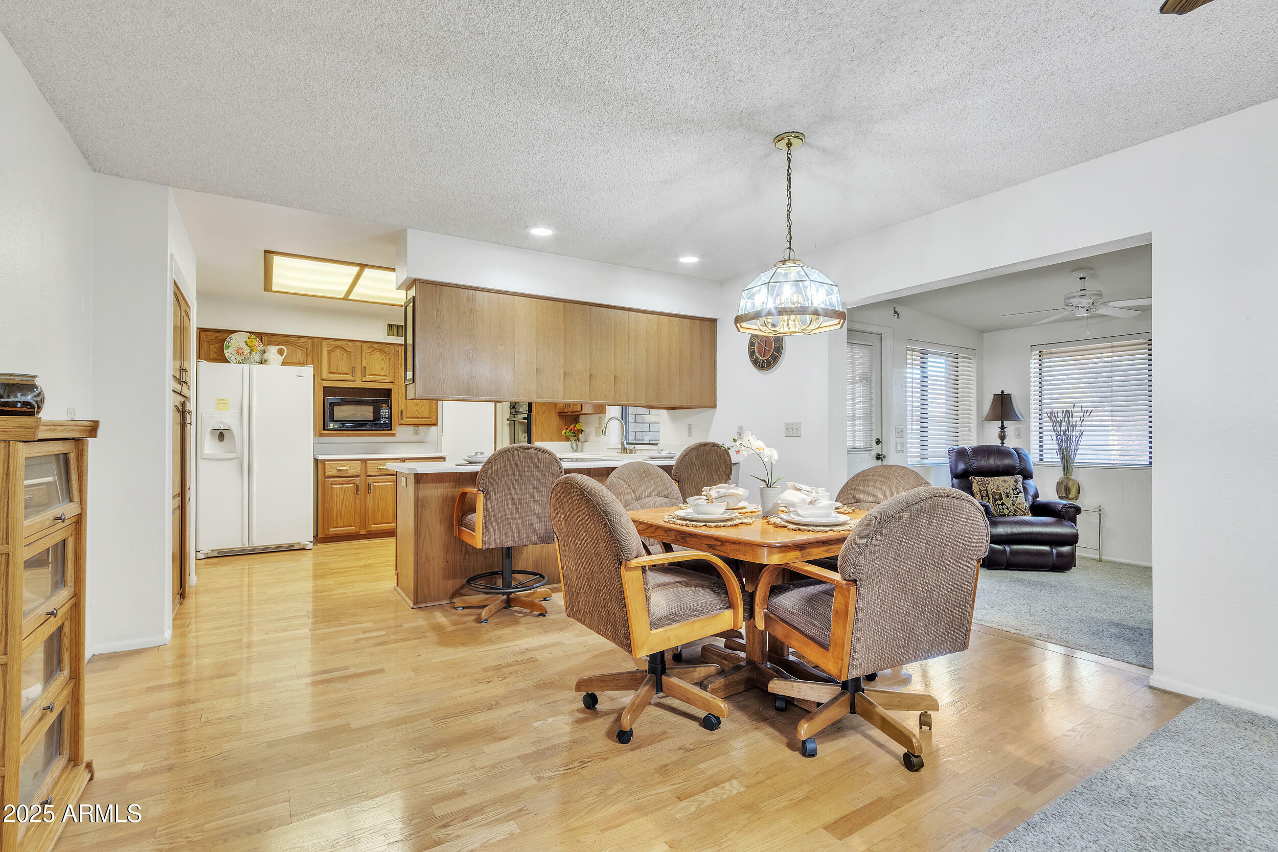 Property Photo: 864 S Roanoke Street AZ 85206