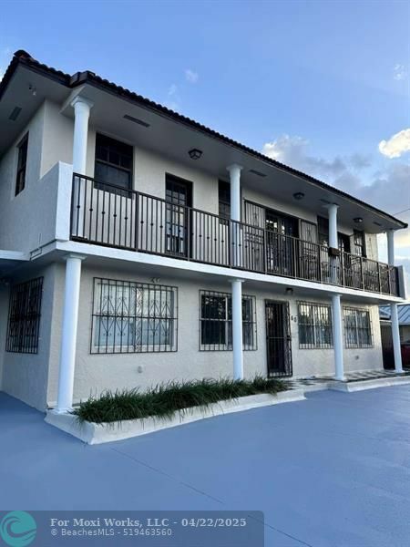 760 SE 5th Pl  Hialeah FL 33010 photo