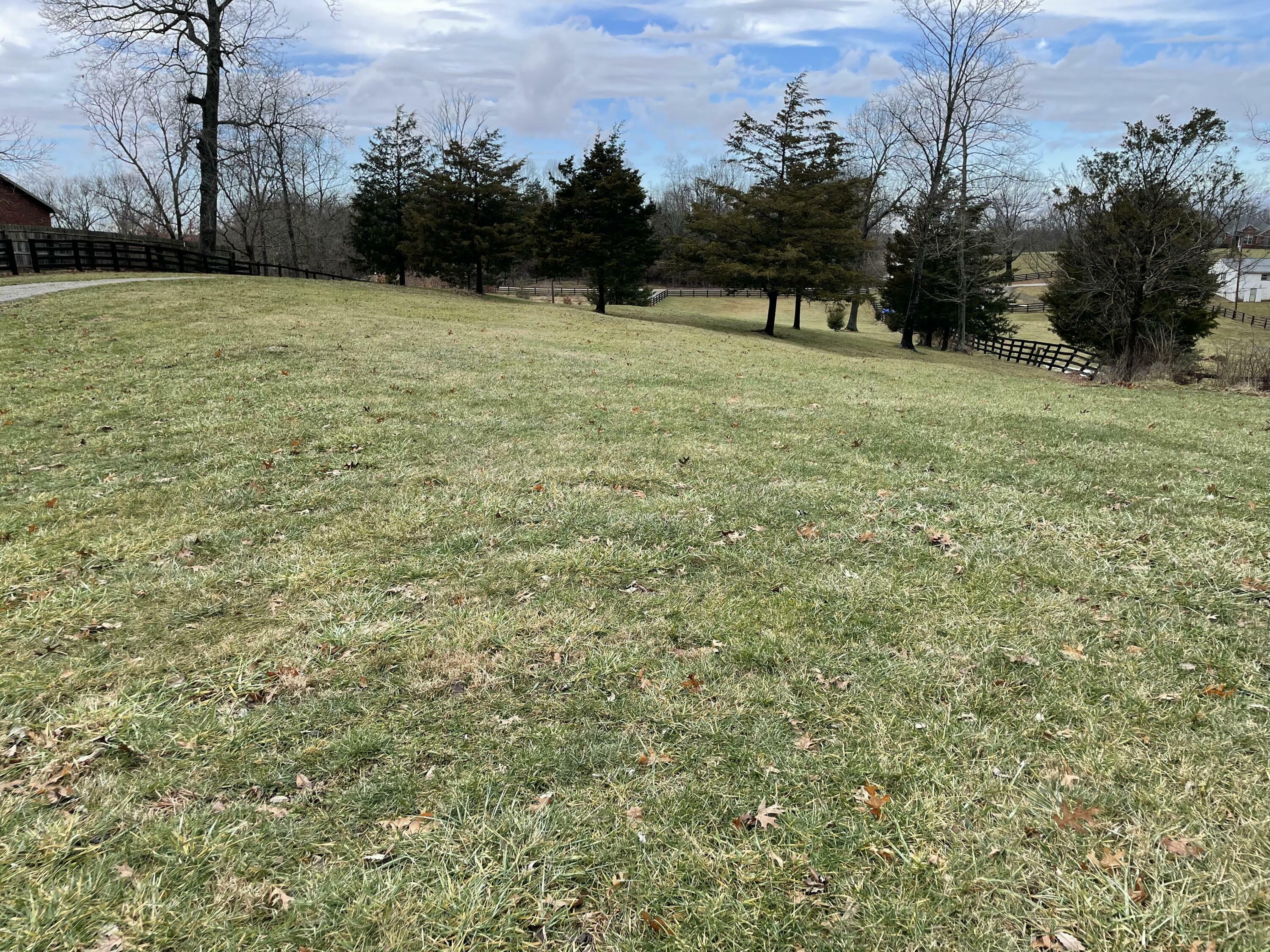 Property Photo:  1075 Hanley Lane  KY 40601 