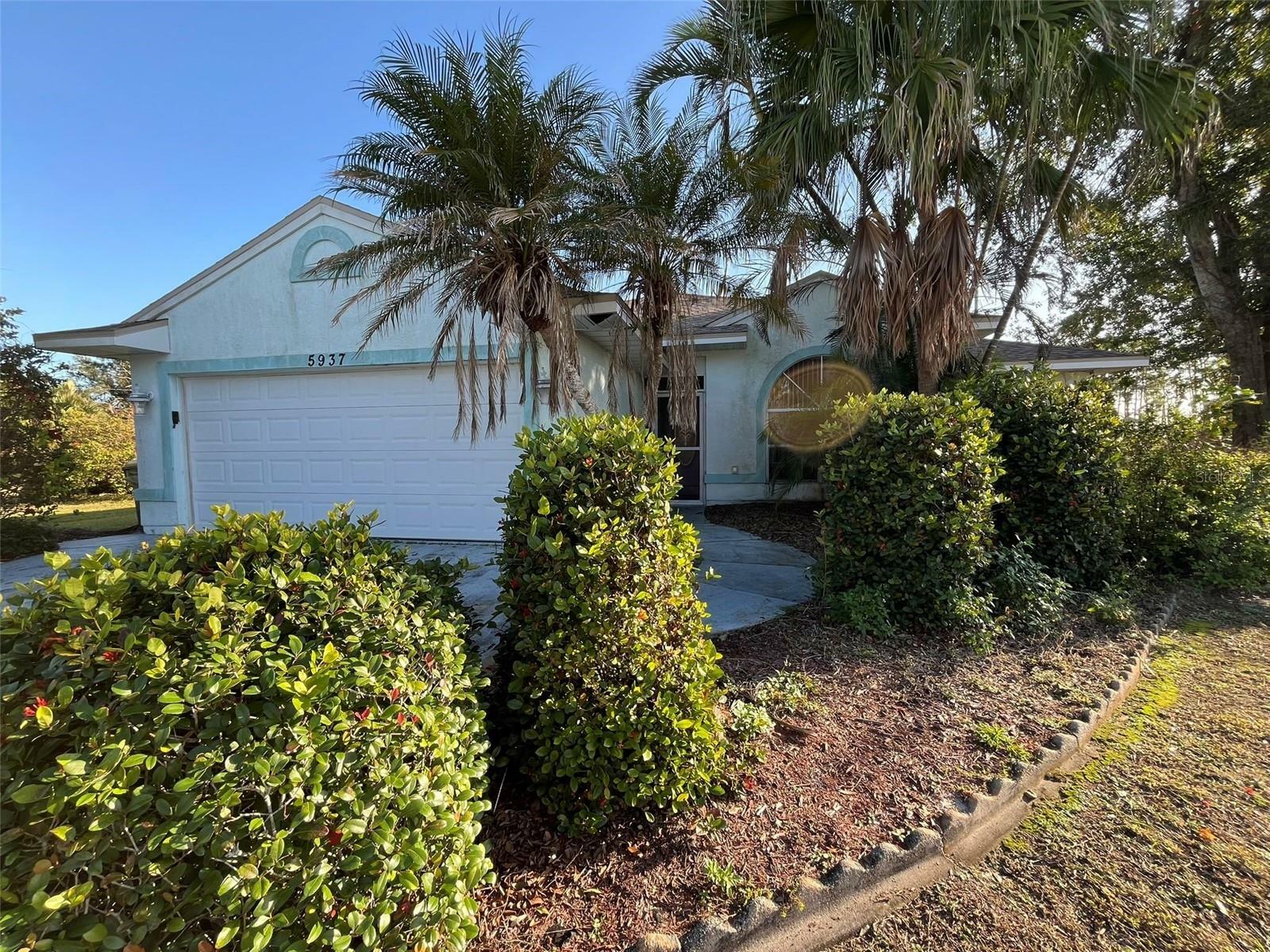 Property Photo:  5937 Gillot Boulevard  FL 33981 