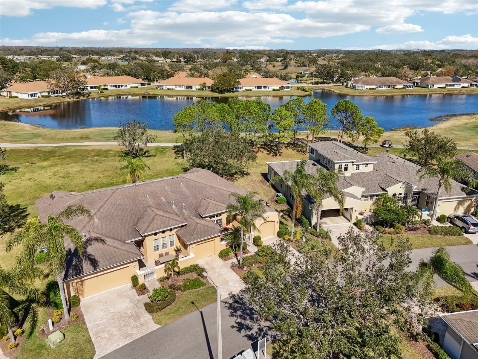 Property Photo:  2471 Kensington Greens Drive  FL 33573 