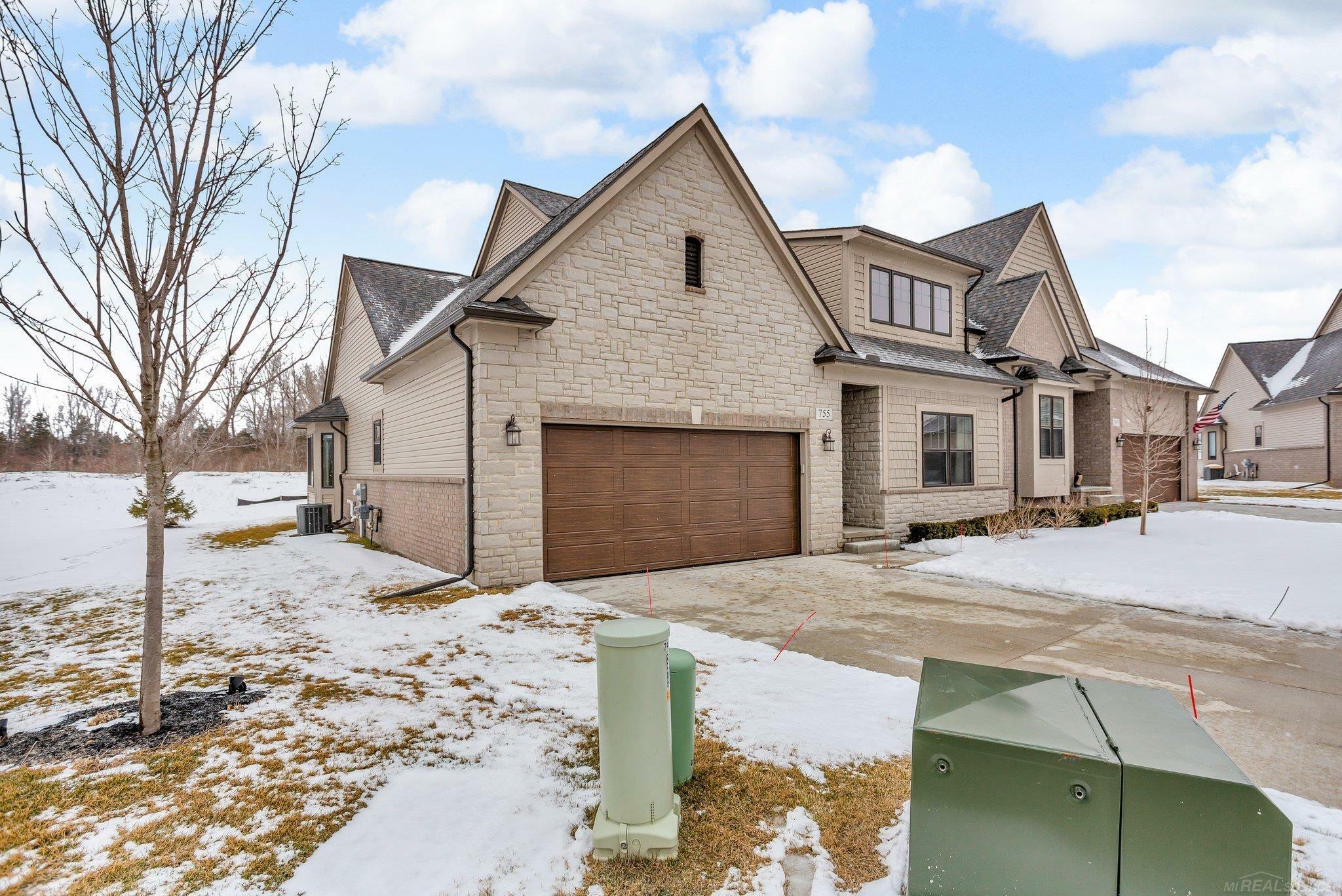 Property Photo:  755 Brookstone Drive  MI 48371 