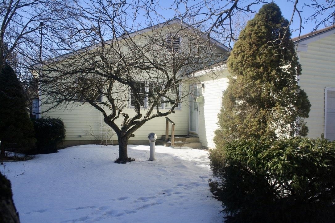 Property Photo:  115 Foster Street  VT 05401 