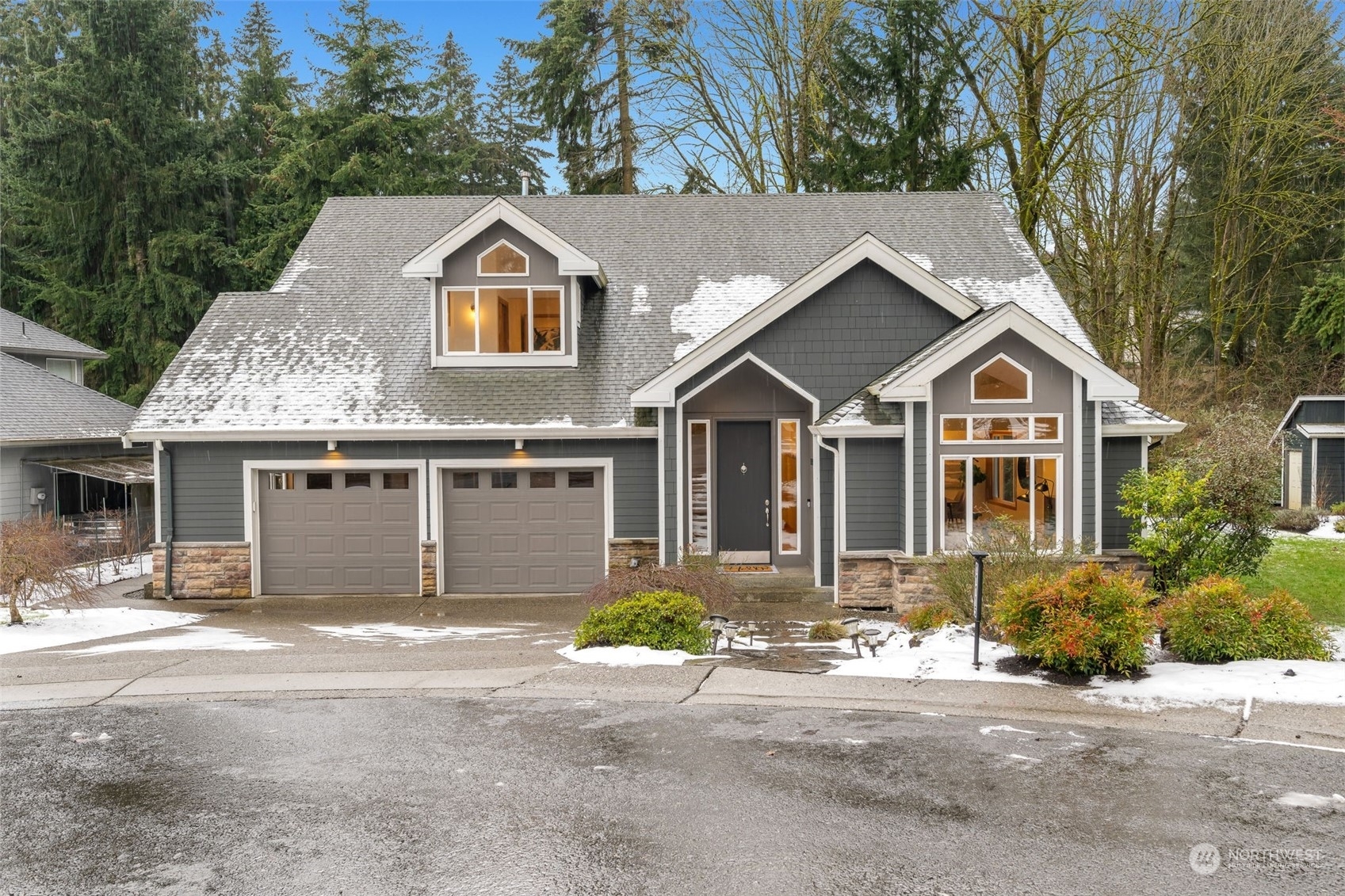 Property Photo:  11115 NE 160th Place  WA 98011 