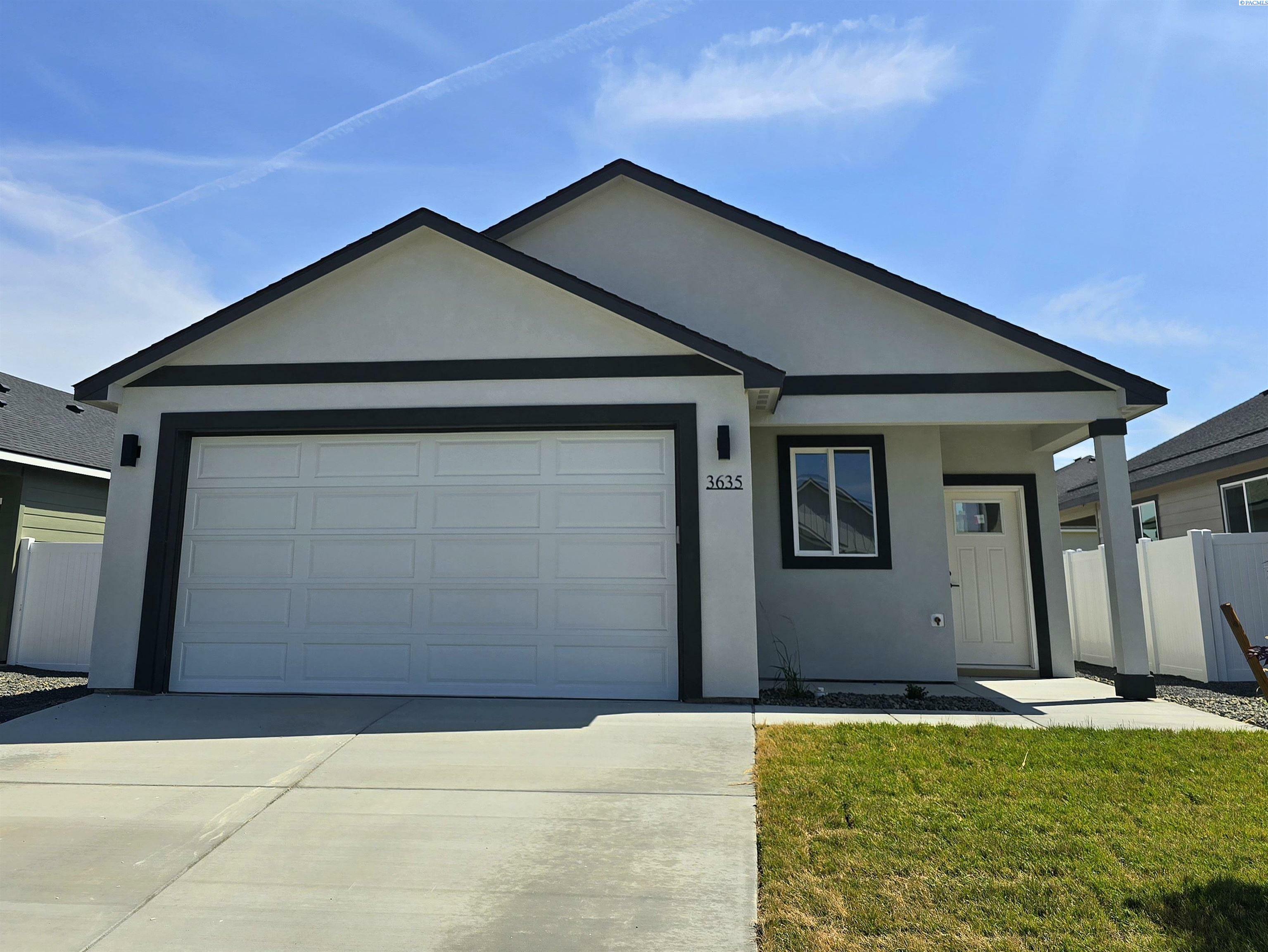 Property Photo: 3635 Stardust St WA 99352