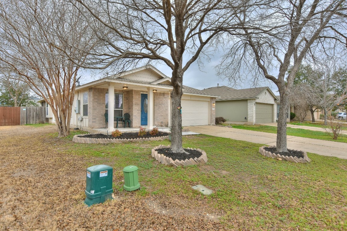 Property Photo:  2718 Summerwalk Place  TX 78665 