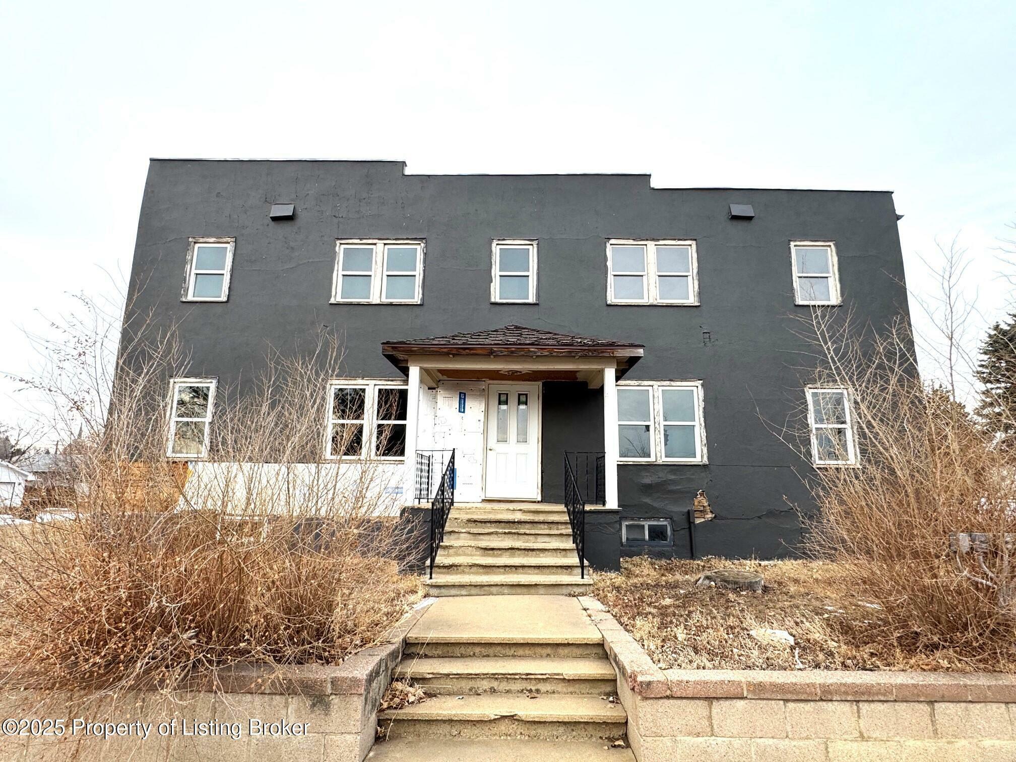 1102 4th Avenue S  Hettinger ND 58639 photo