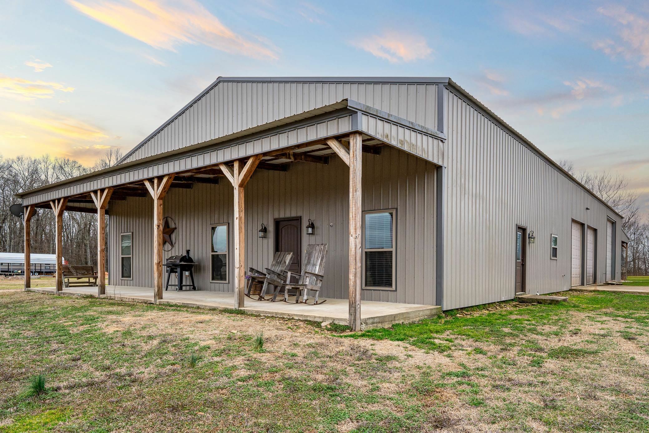 Property Photo:  20 Downwind Avenue  AR 72058 