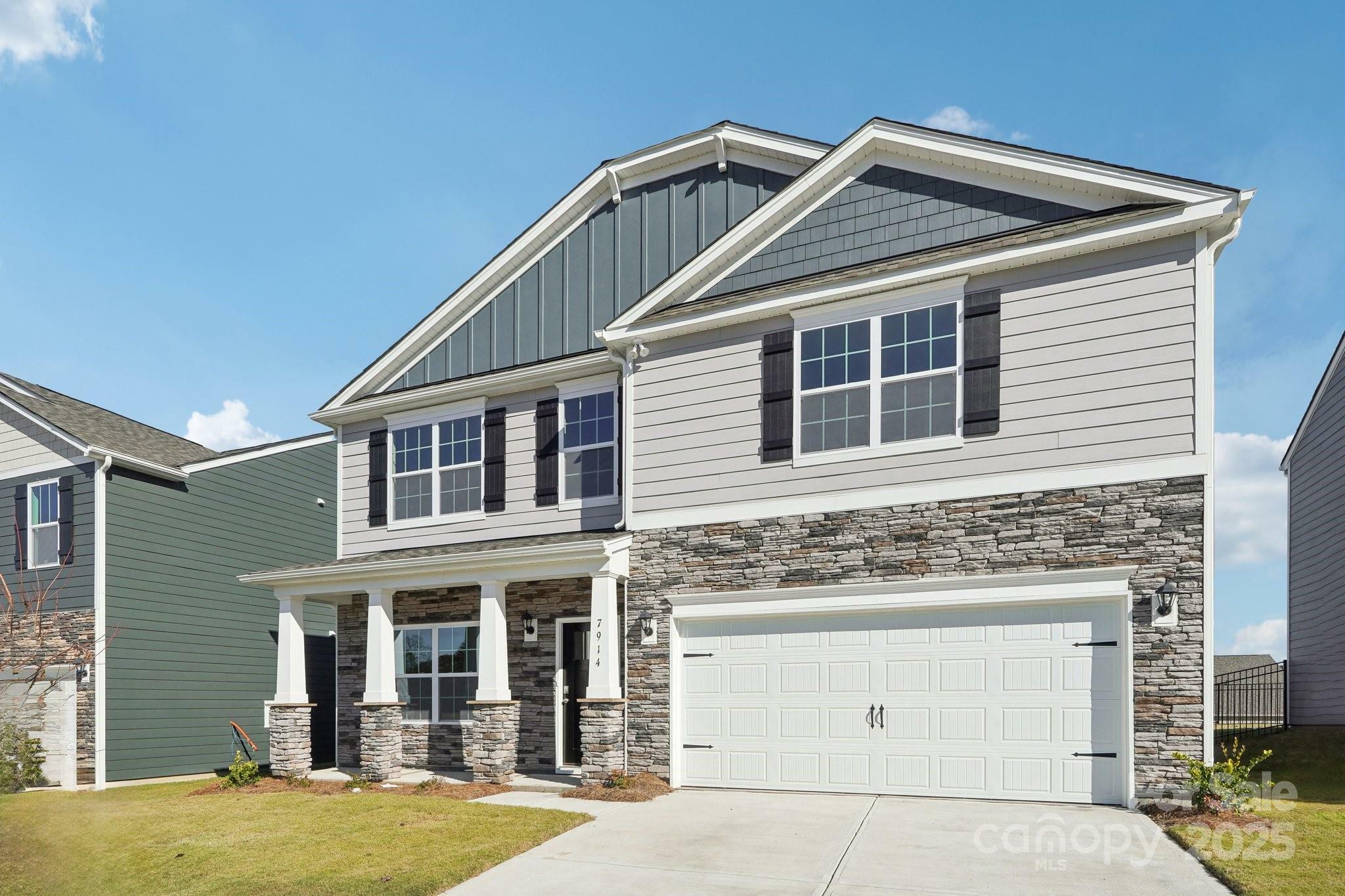 Property Photo: 2323 Riggs Road NC 28673