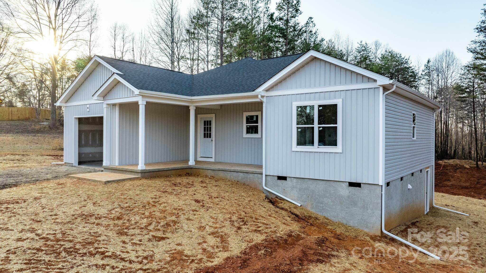 Property Photo:  3722 Thompson Street  NC 28658 