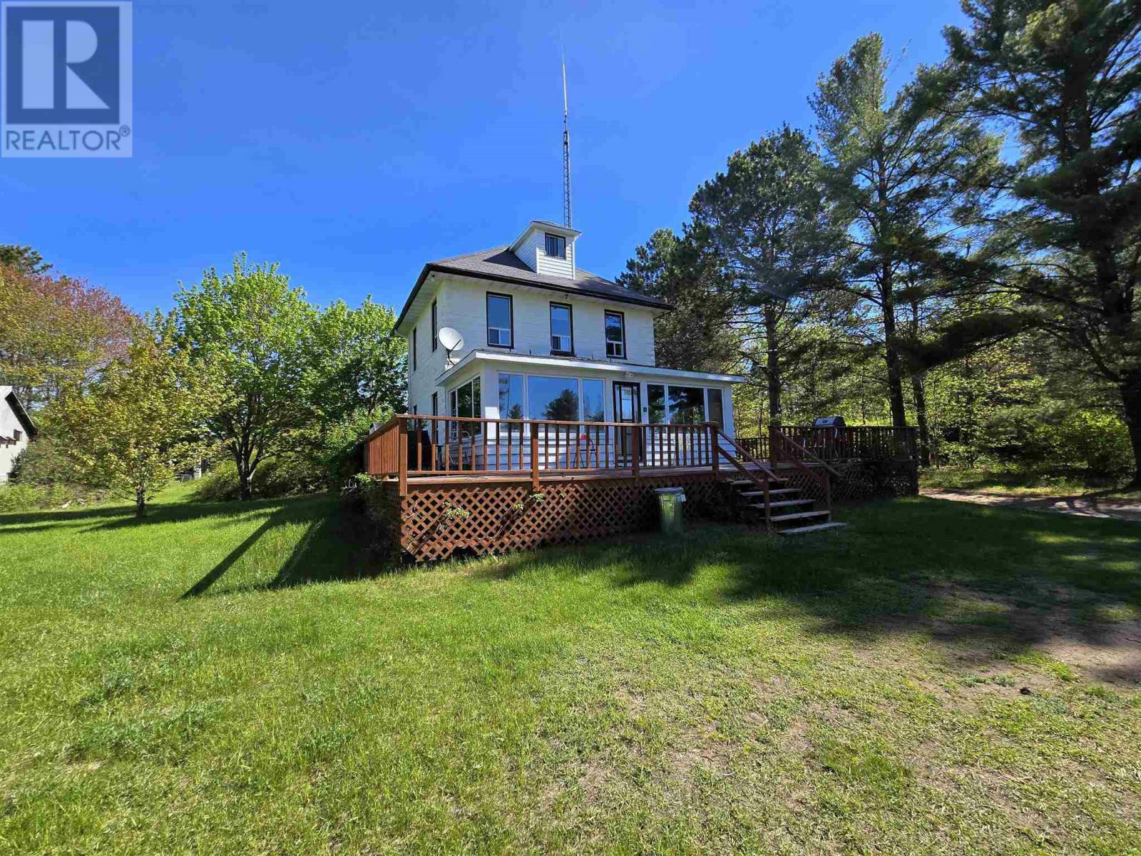 Property Photo: 35 Pine Ridge Rd ON P0R 1L0