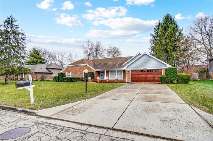 3893 Walnut Grove Lane  Dayton OH 45440 photo