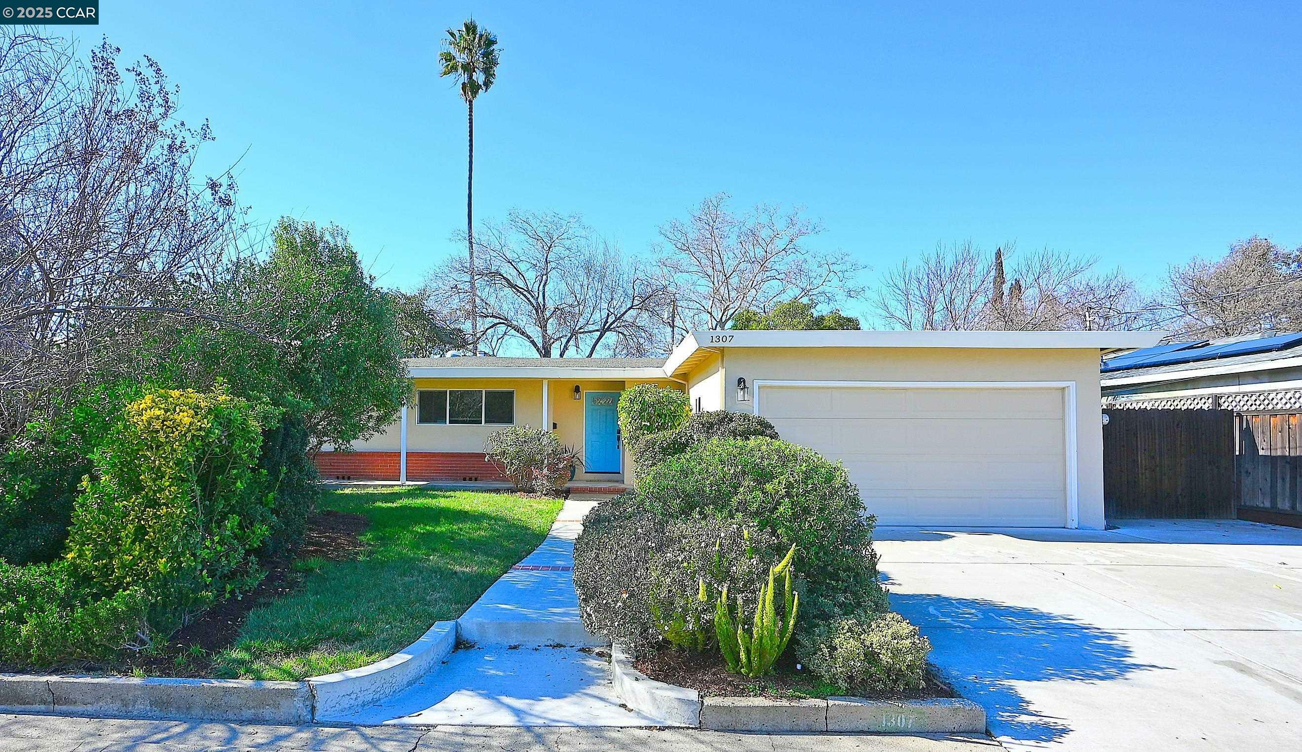 Property Photo:  1307 Coventry Rd  CA 94518 