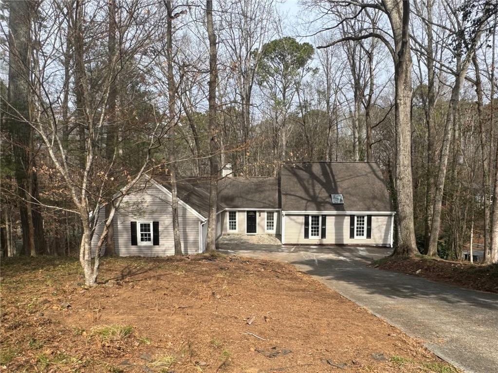 Property Photo: 5073 Willow Point Parkway GA 30068