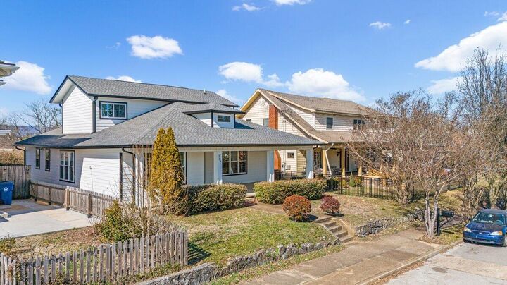 Property Photo:  707 S Greenwood Avenue  TN 37404 