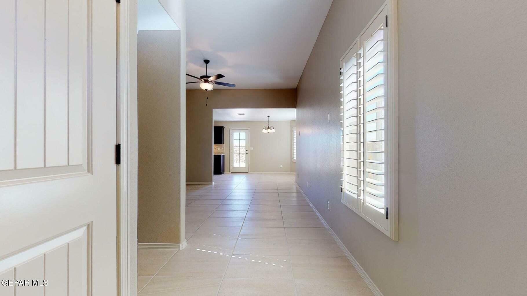 Property Photo: 909 Raegil Street TX 79928
