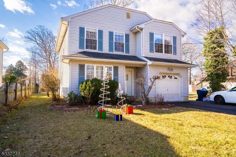 Property Photo:  724 Magnolia Rd  NJ 08902 