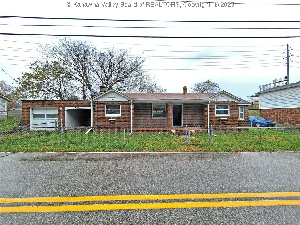 2714 Chesterfield Avenue  Charleston WV 28304 photo
