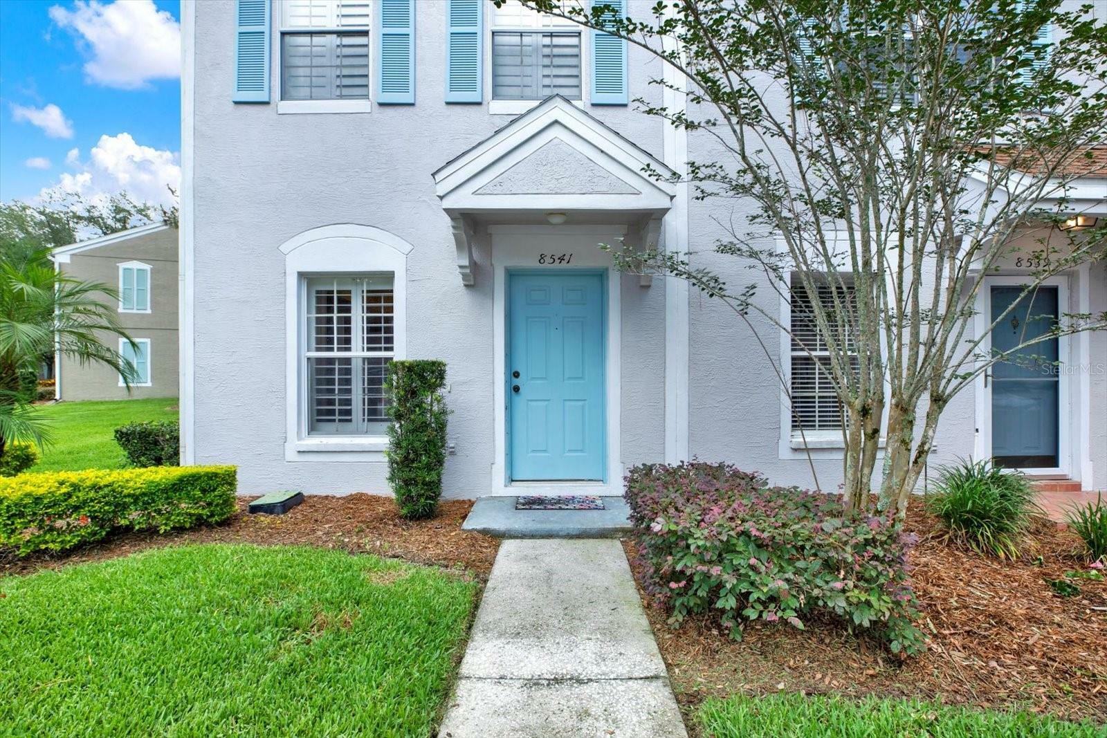 Property Photo: 8541 Hunters Key Circle FL 33647
