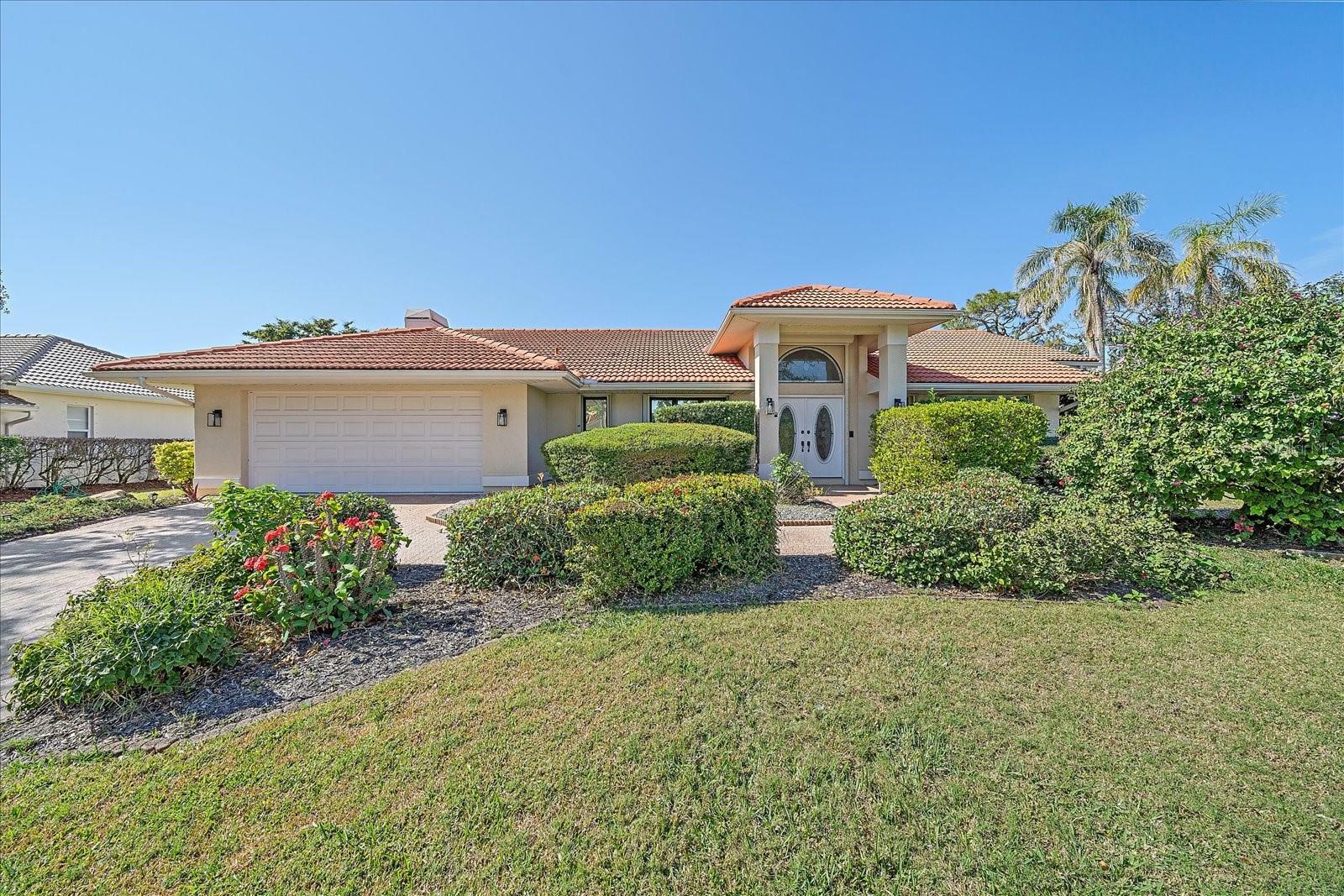 Property Photo:  1426 Landview Lane  FL 34229 