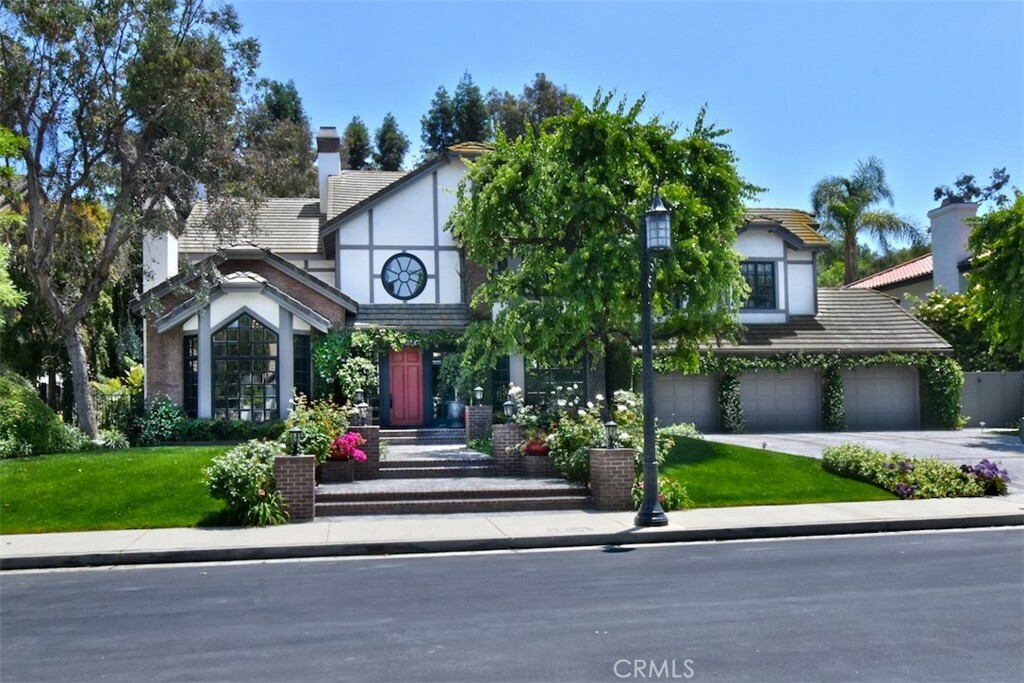 Property Photo: 20514 Chatsboro Drive CA 91364