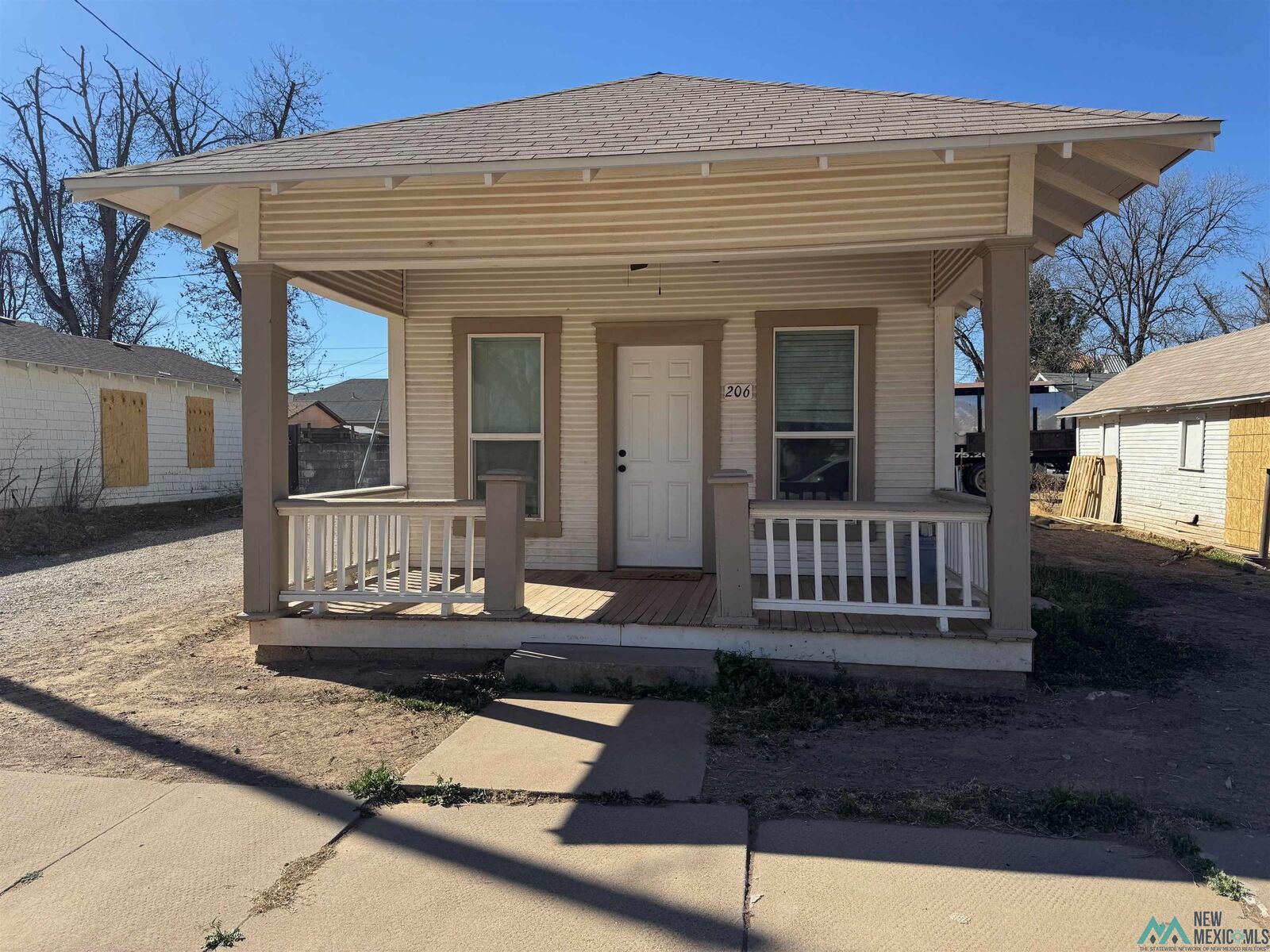 Property Photo:  206 S 8th Street Street  NM 88210 