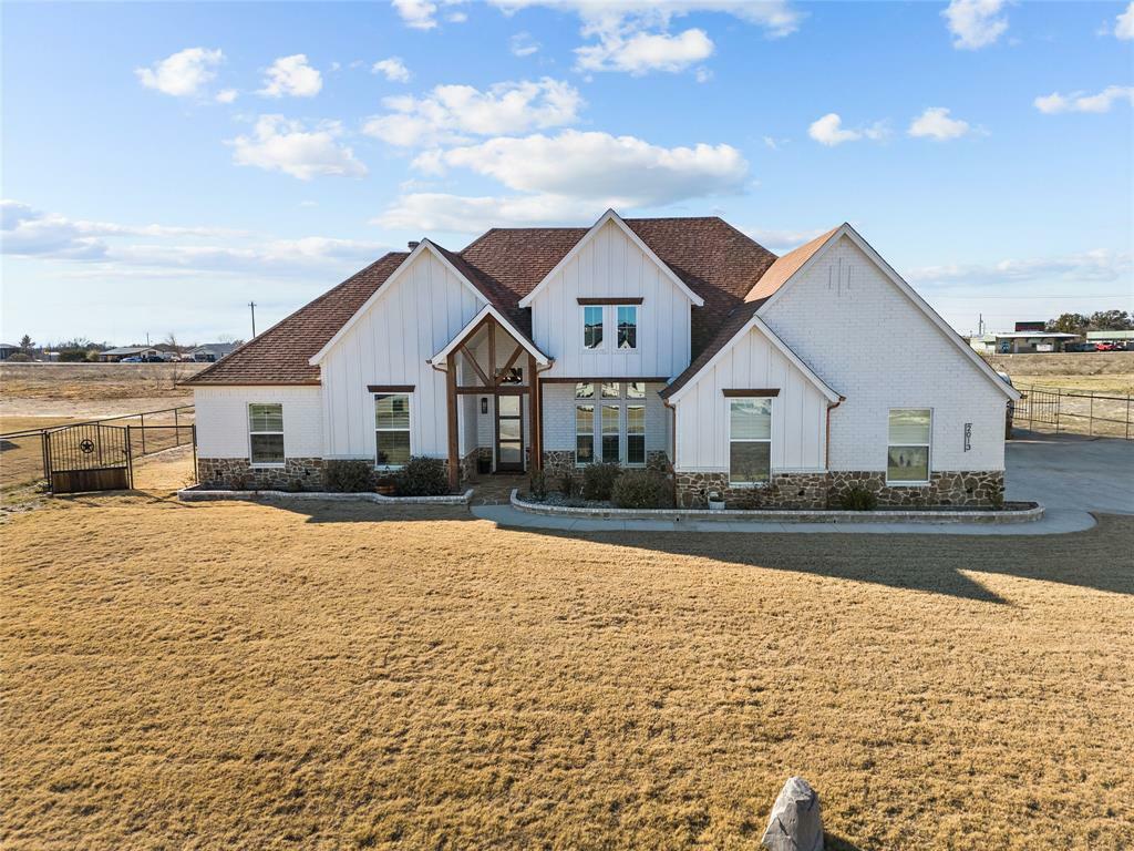 Property Photo:  2013 Sunset Ridge Drive  TX 76087 