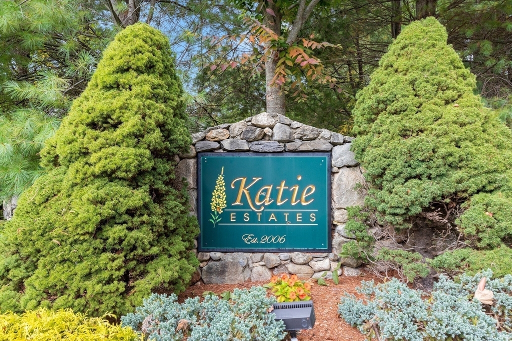 Property Photo:  37 Jills Way 37  MA 01876 