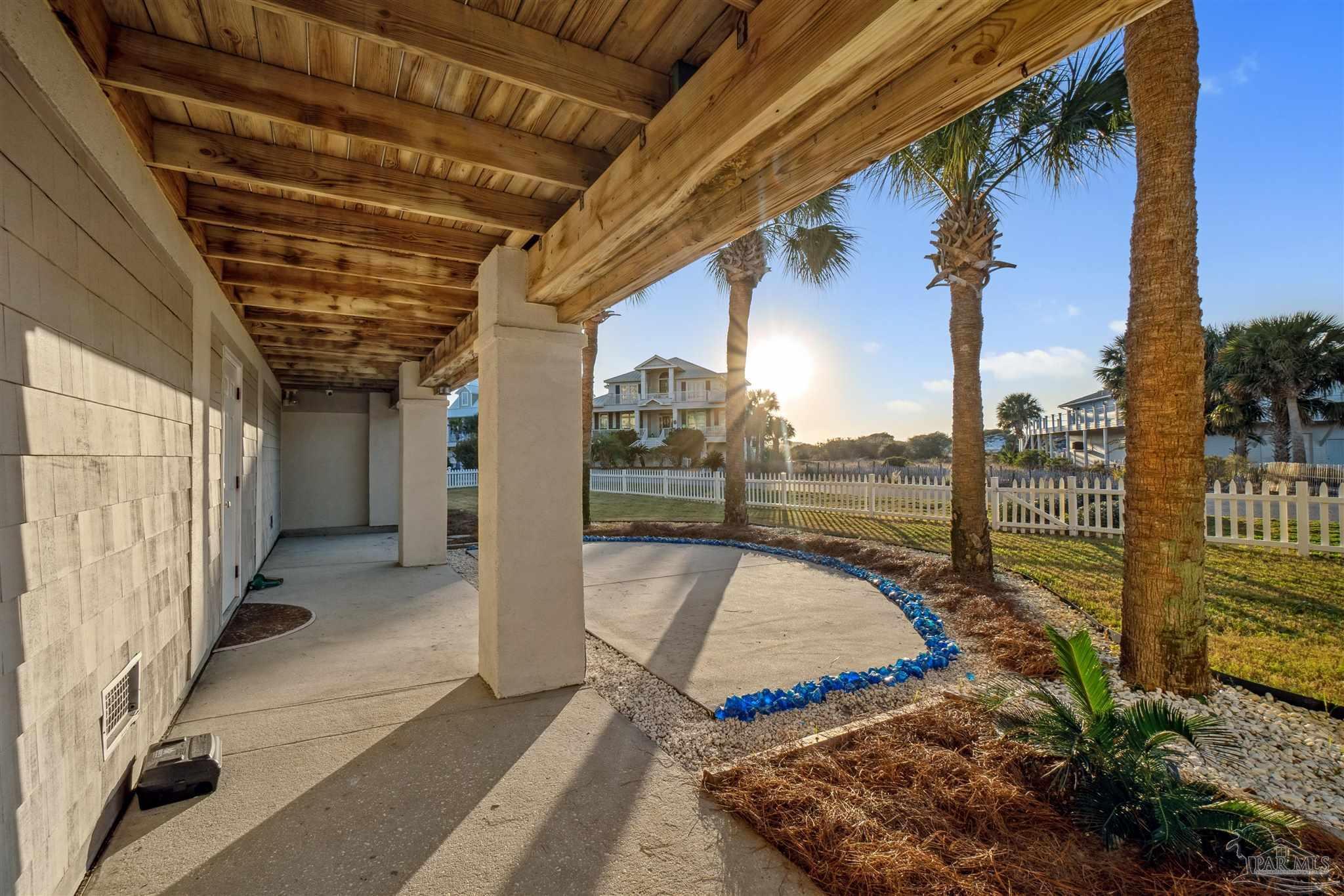 Property Photo:  12 Seashore Dr  FL 32561 