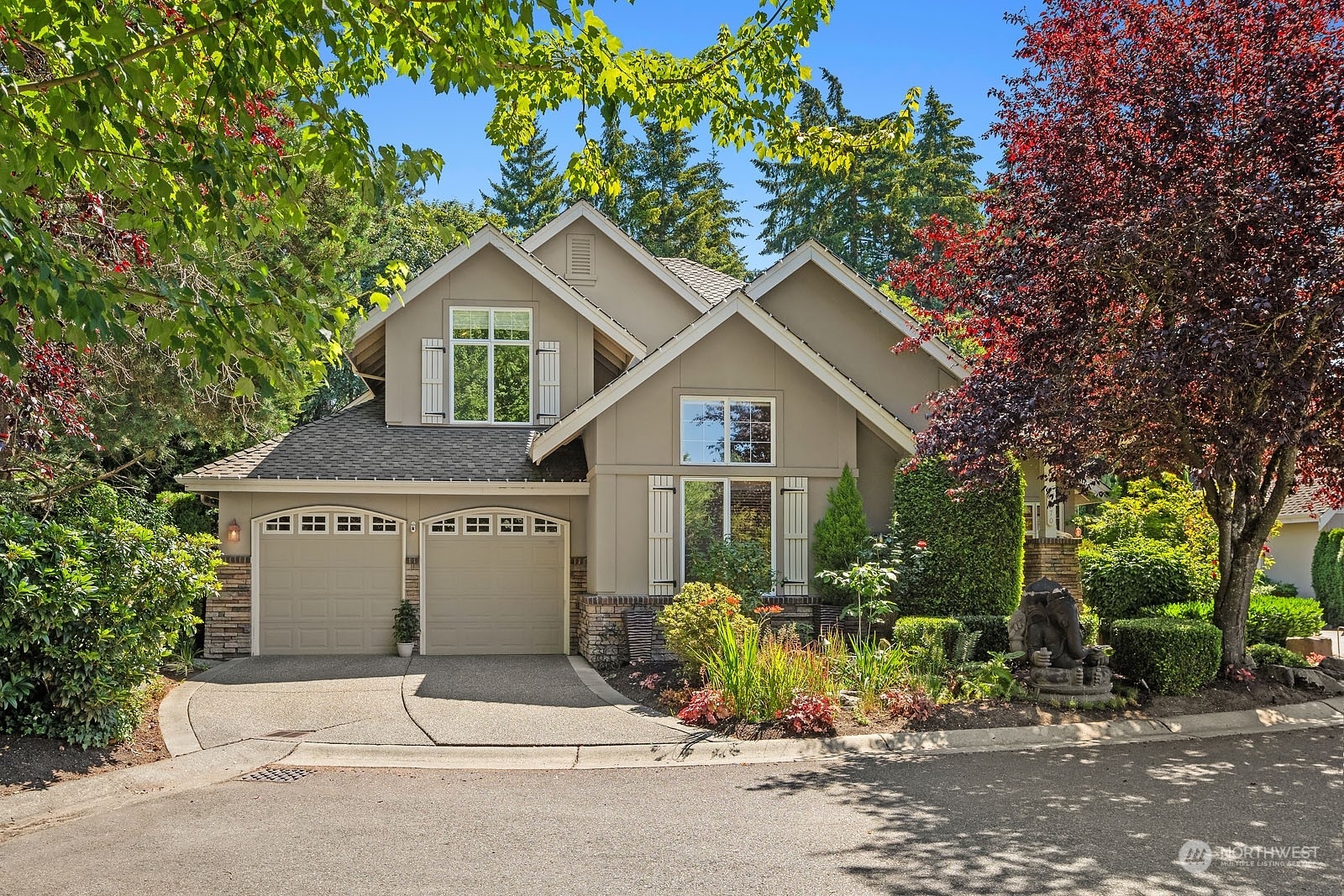 Property Photo:  8470 SE 69th Place  WA 98040 