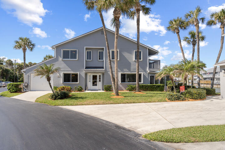 Property Photo: 4949 N Highway A1a 196 FL 34949