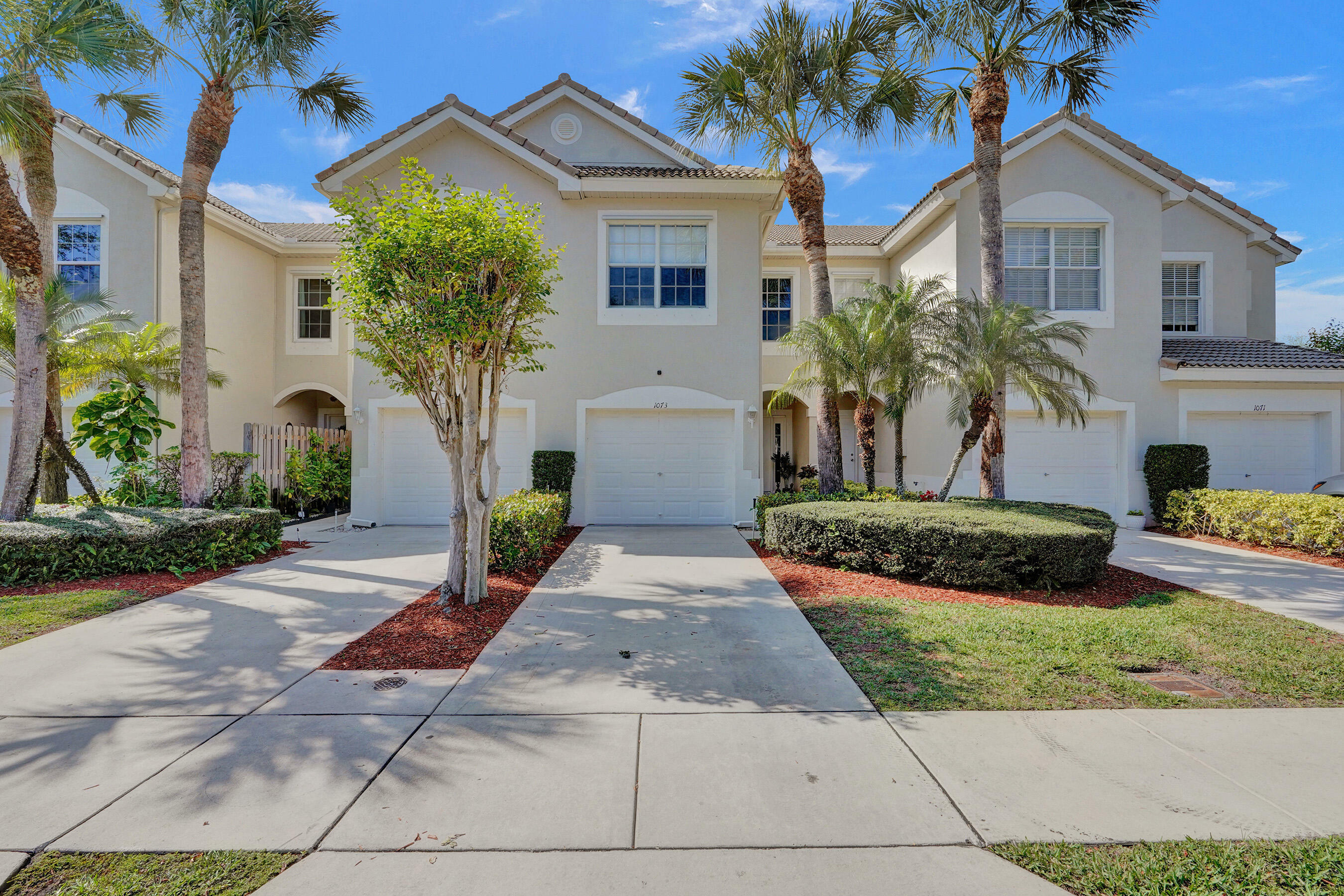 Property Photo:  1073 Woodfield Road  FL 33415 