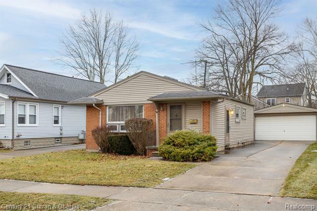 Property Photo:  2651 Griffith Avenue  MI 48072 