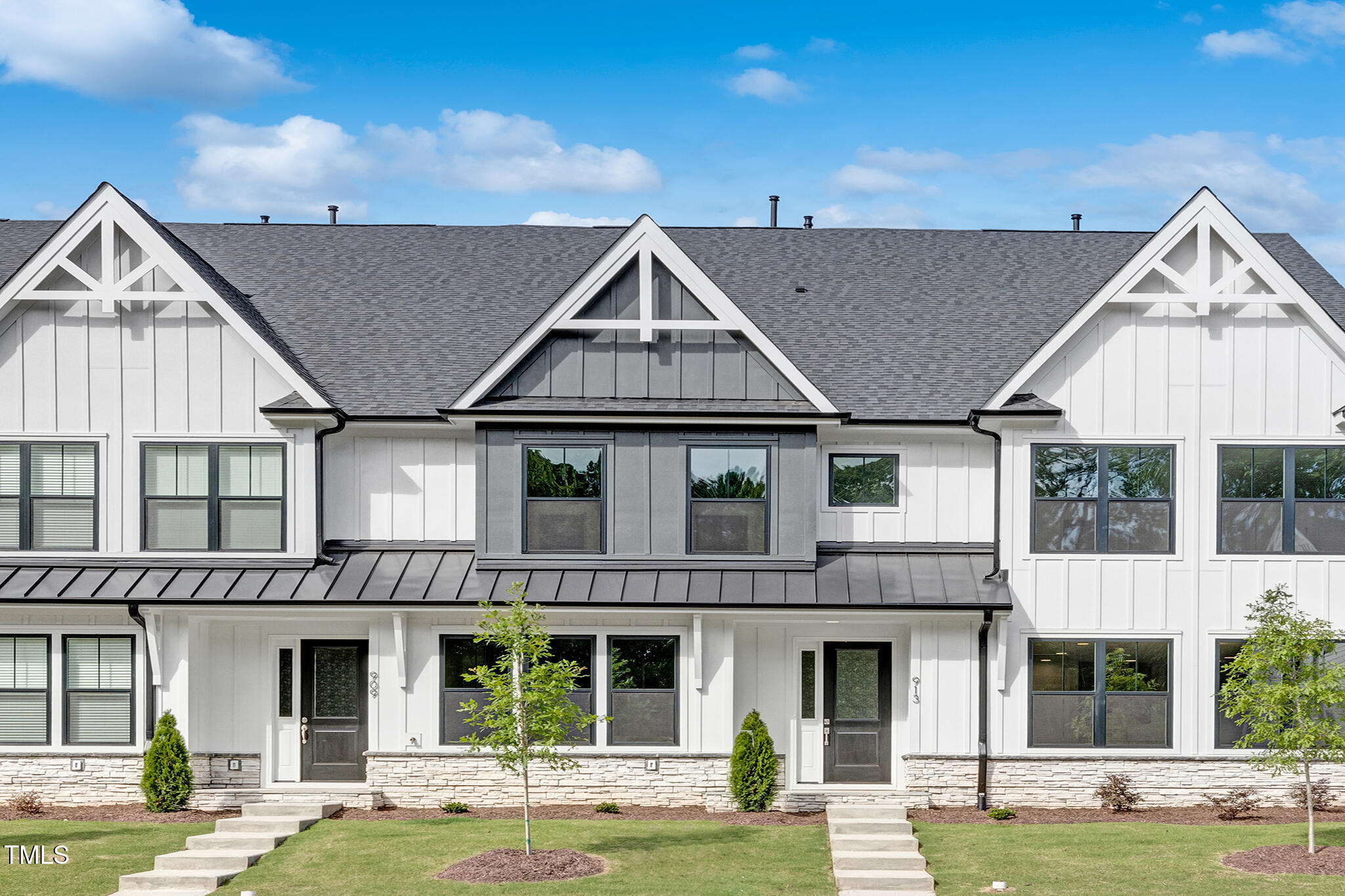 Property Photo:  913 Myers Point Drive  NC 27560 