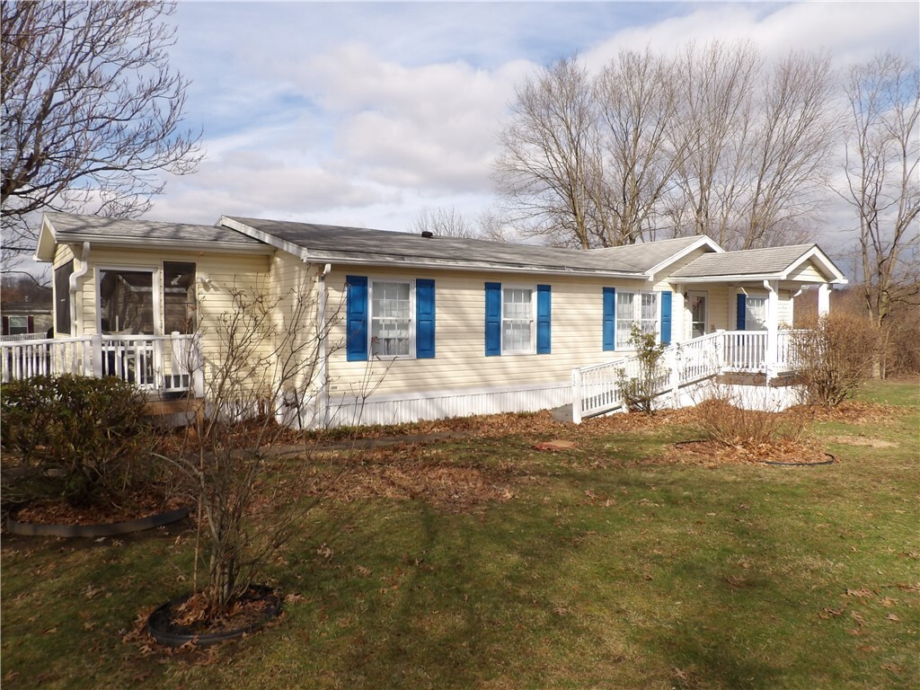 Property Photo: 12 River Ave PA 15425