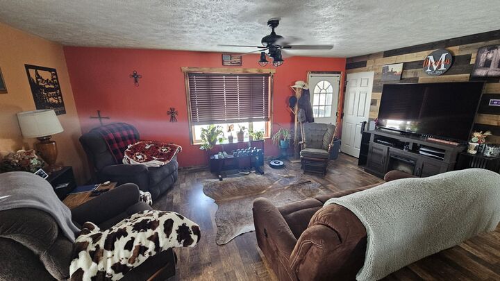 Property Photo:  3108 N Cyprus St  SD 57401 