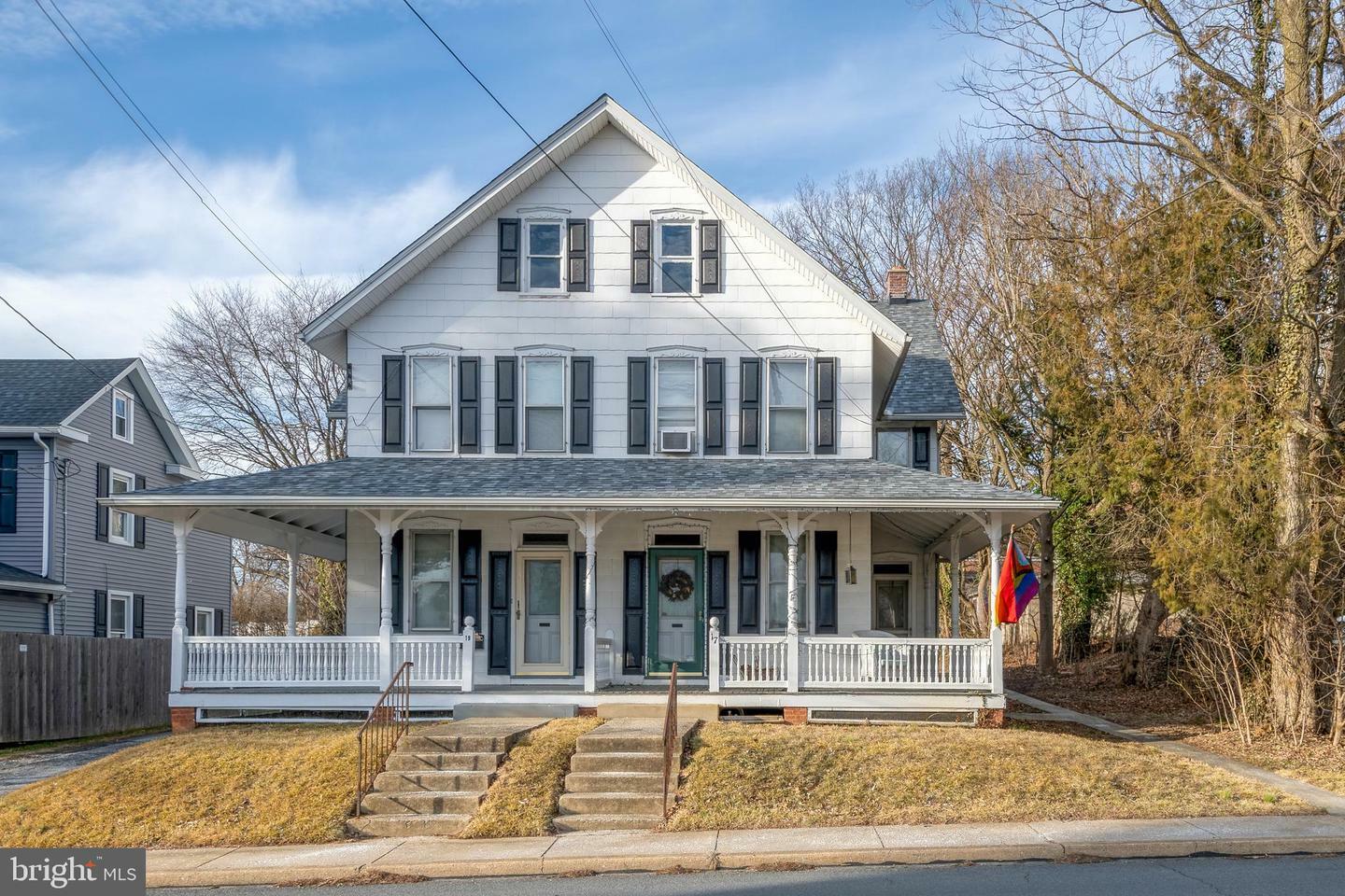 Property Photo:  17 &Amp 19 W Cottage Avenue  PA 17551 