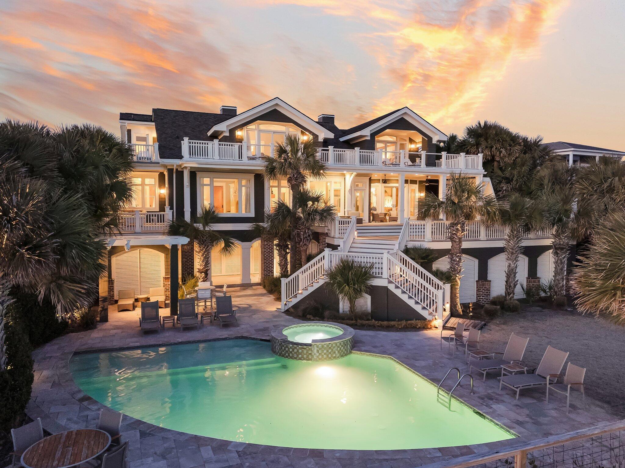 Property Photo:  112 Ocean Boulevard  SC 29451 