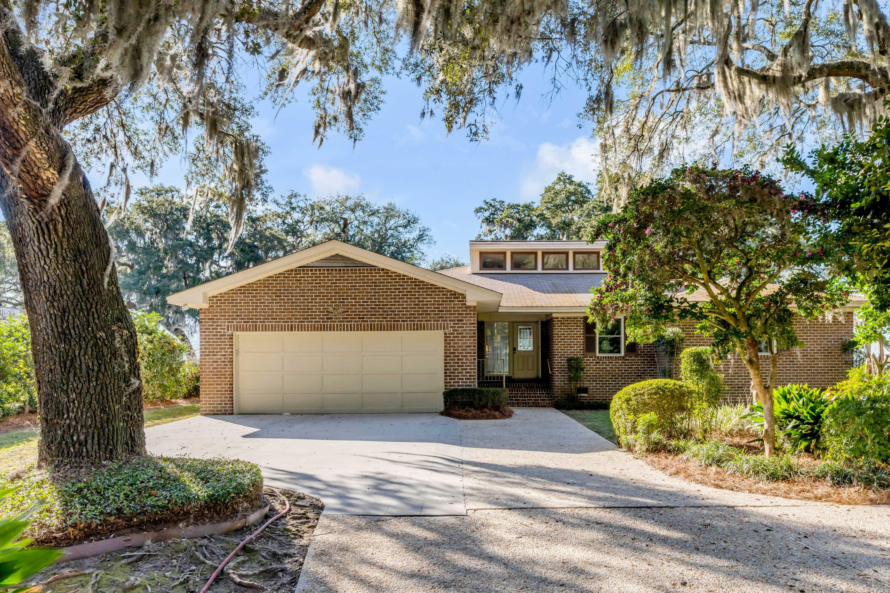 Property Photo:  119 Riverland Drive  SC 29412 