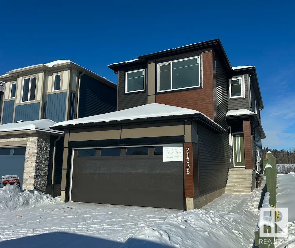 Photo de la propriété:  21336 38 Avenue NW  AB T6M 1S4 