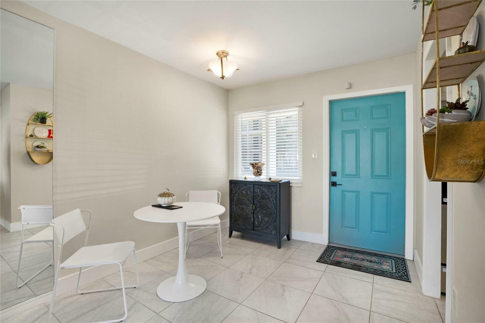 Property Photo:  2211 Sunset Drive E3  FL 34207 