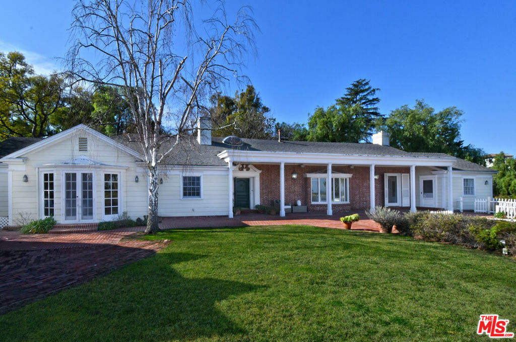 4141 Knobhill Drive  Sherman Oaks CA 91403 photo