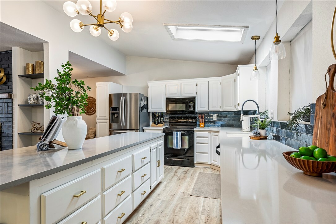 Property Photo: 1 Syston Lane AR 72714