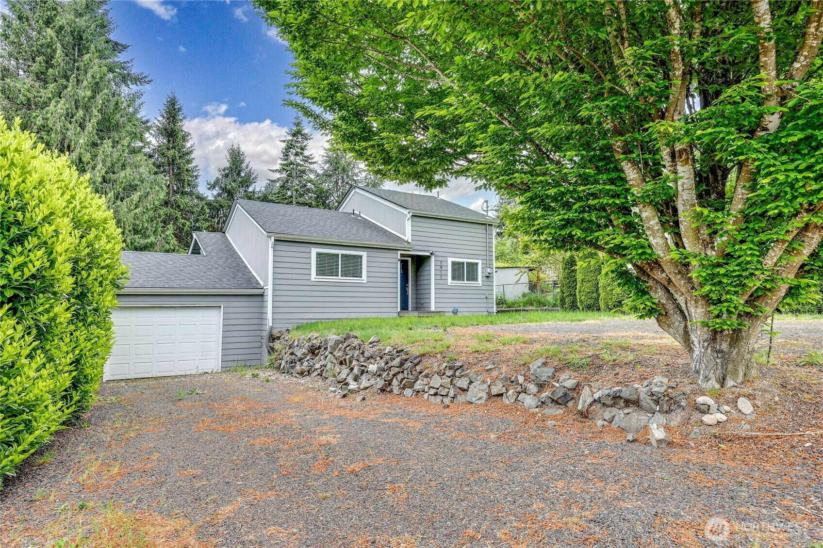 Property Photo: 1911 NE Sylvan Way WA 98310