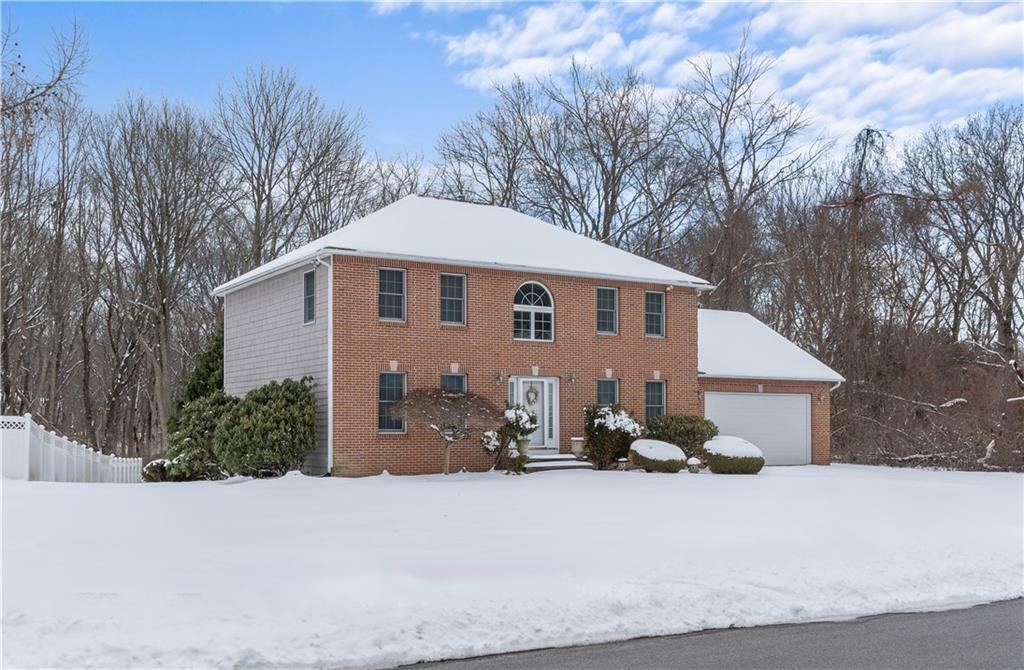 Property Photo:  370 Larchwood Drive  RI 02886 